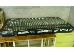 Behringer Eurodesk MX3282 (84468)