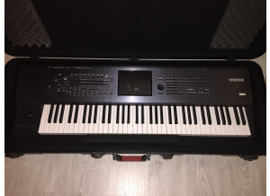 Korg Kronos 73 (46996)