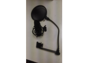 The T.bone SC400 (31931)