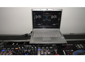 Denon DJ DN-MC6000 (92163)
