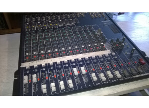 Yamaha MG166CX (98414)