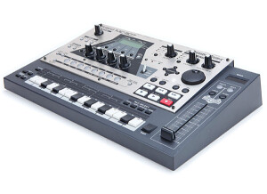 Roland MC-307 (37494)