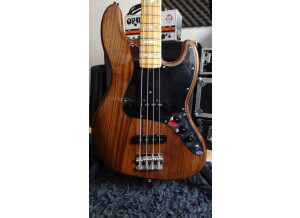 Fender Jazz Bass 74