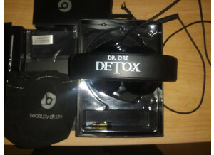 Beats by Dre DETOX limited edition (28730)