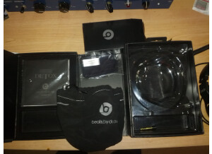 Beats by Dre DETOX limited edition (34468)