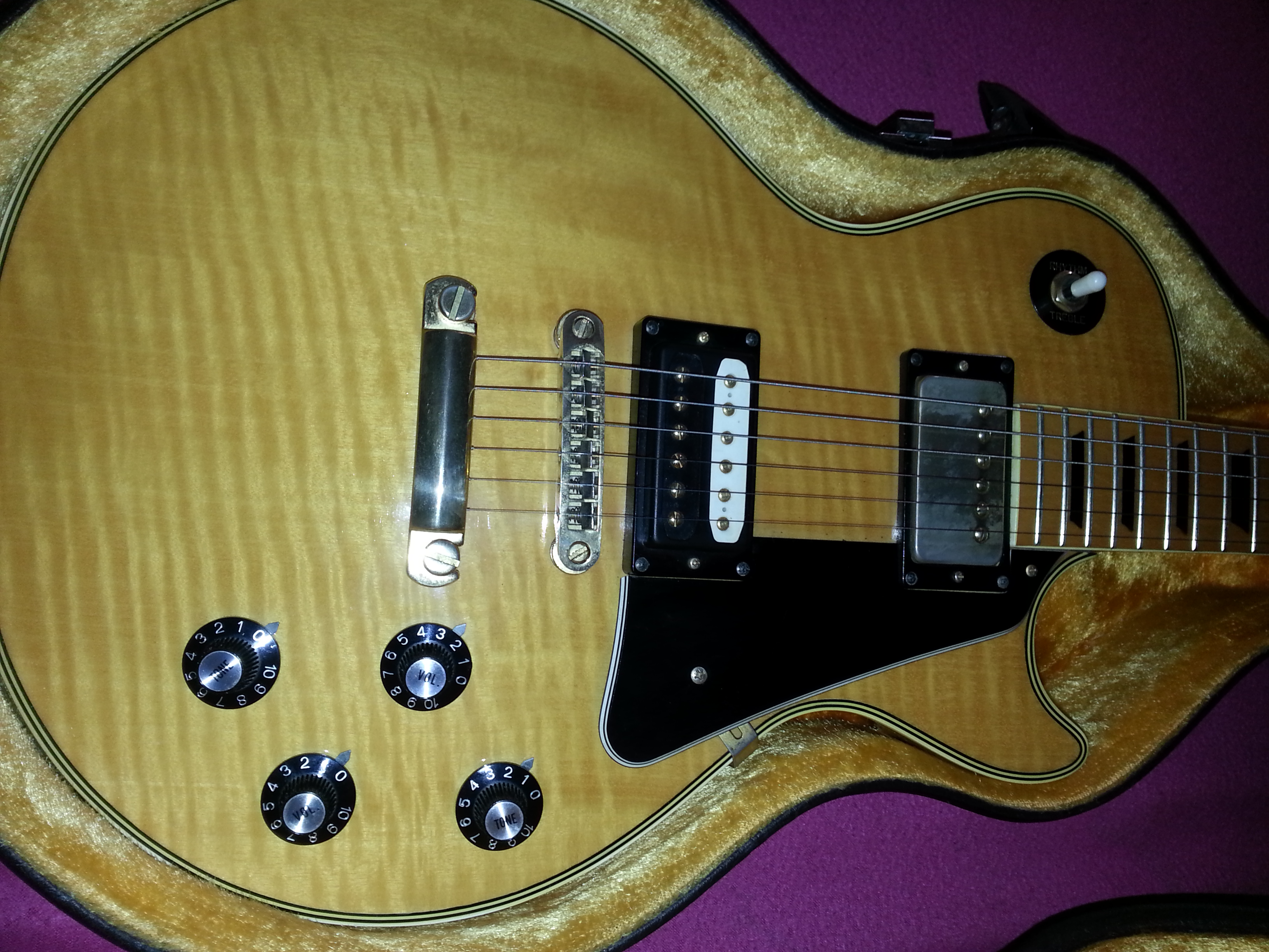 Aria Pro II Les Paul Custom