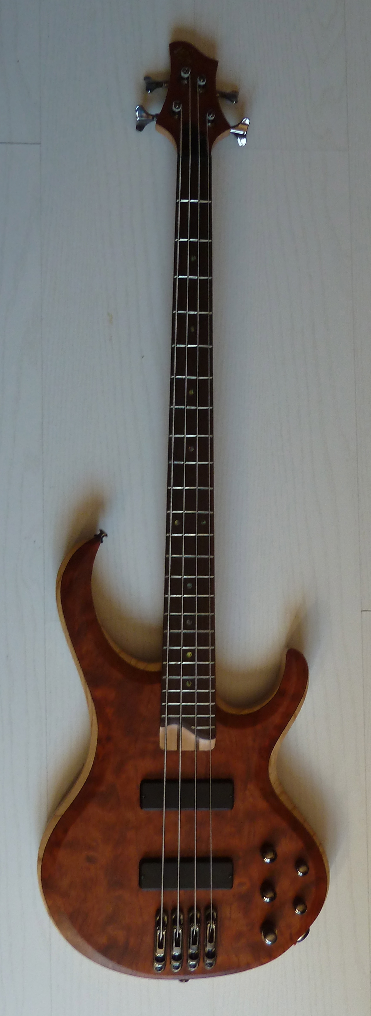 ibanez btb600bg