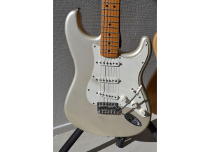 Fender 60th Anniversary Standard Stratocaster - Blizzard Pearl