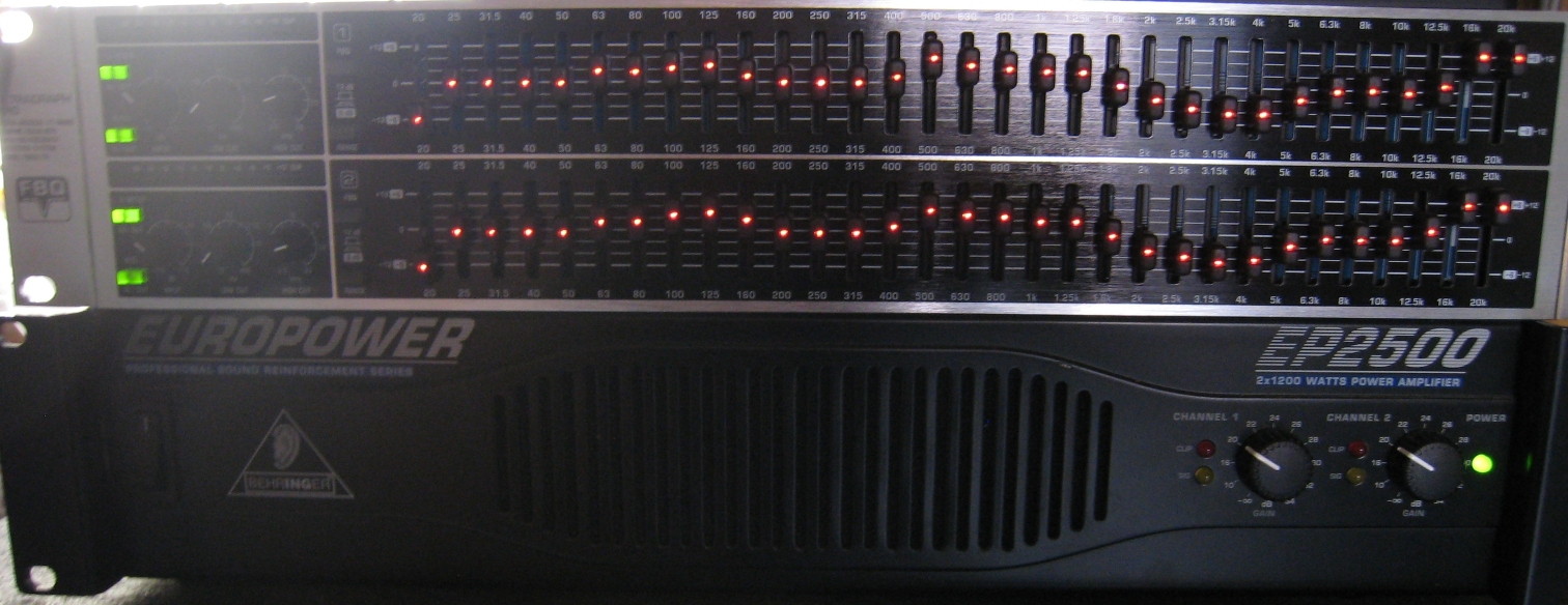 Behringer Ultragraph FBQ-Pro FBQ3102