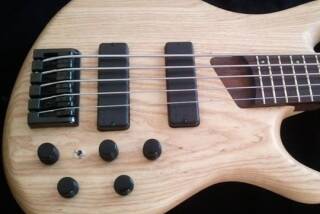Cort Artisan B5