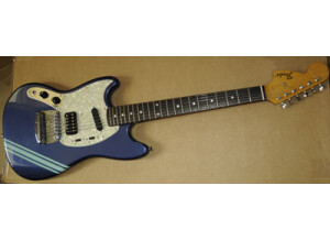 Fender Kurt Cobain Mustang - Dark Lake Placid Blue w/ Competition Stripe