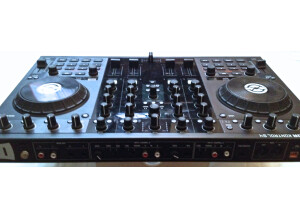 Native Instruments Traktor Kontrol S4 (50300)