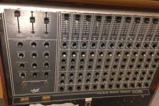 Peavey 1200 Stereo Mixing System