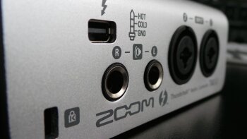 Zoom TAC-2 Zoom TAC-2