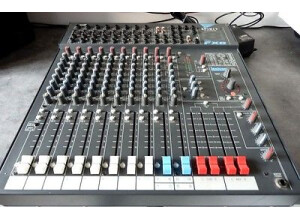 Soundcraft Spirit FX 8 (81490)