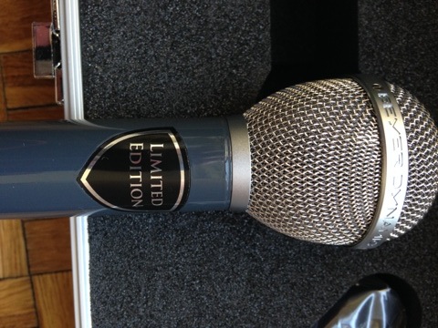 Beyerdynamic M 88 TG - 90 Years Edition