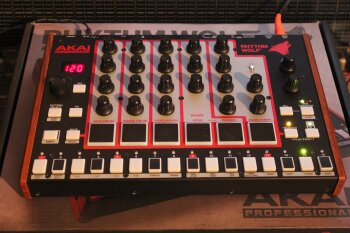 Akai Rhythm Wolf Akai Rhythm Wolf