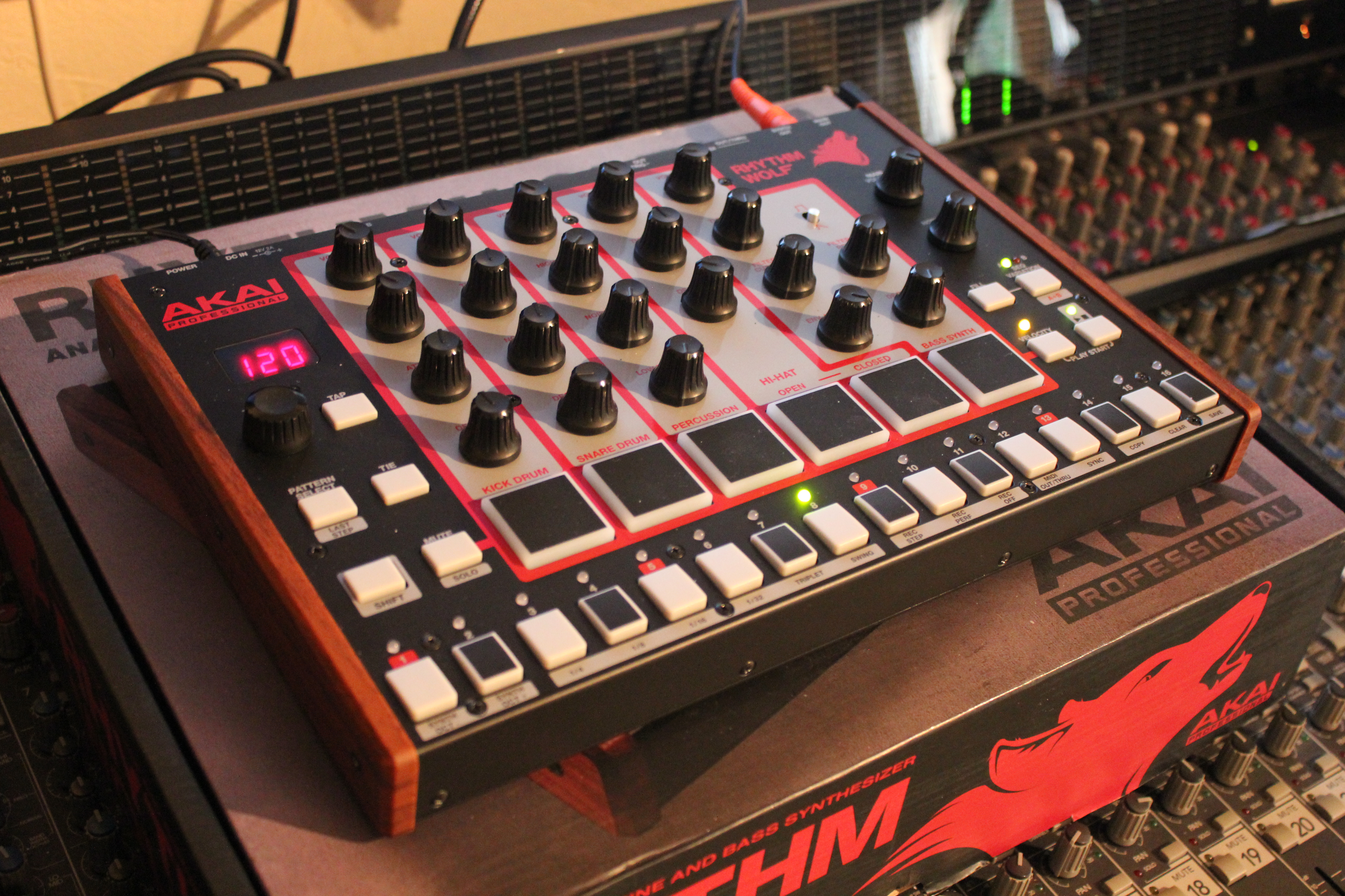Akai Rhythm Wolf