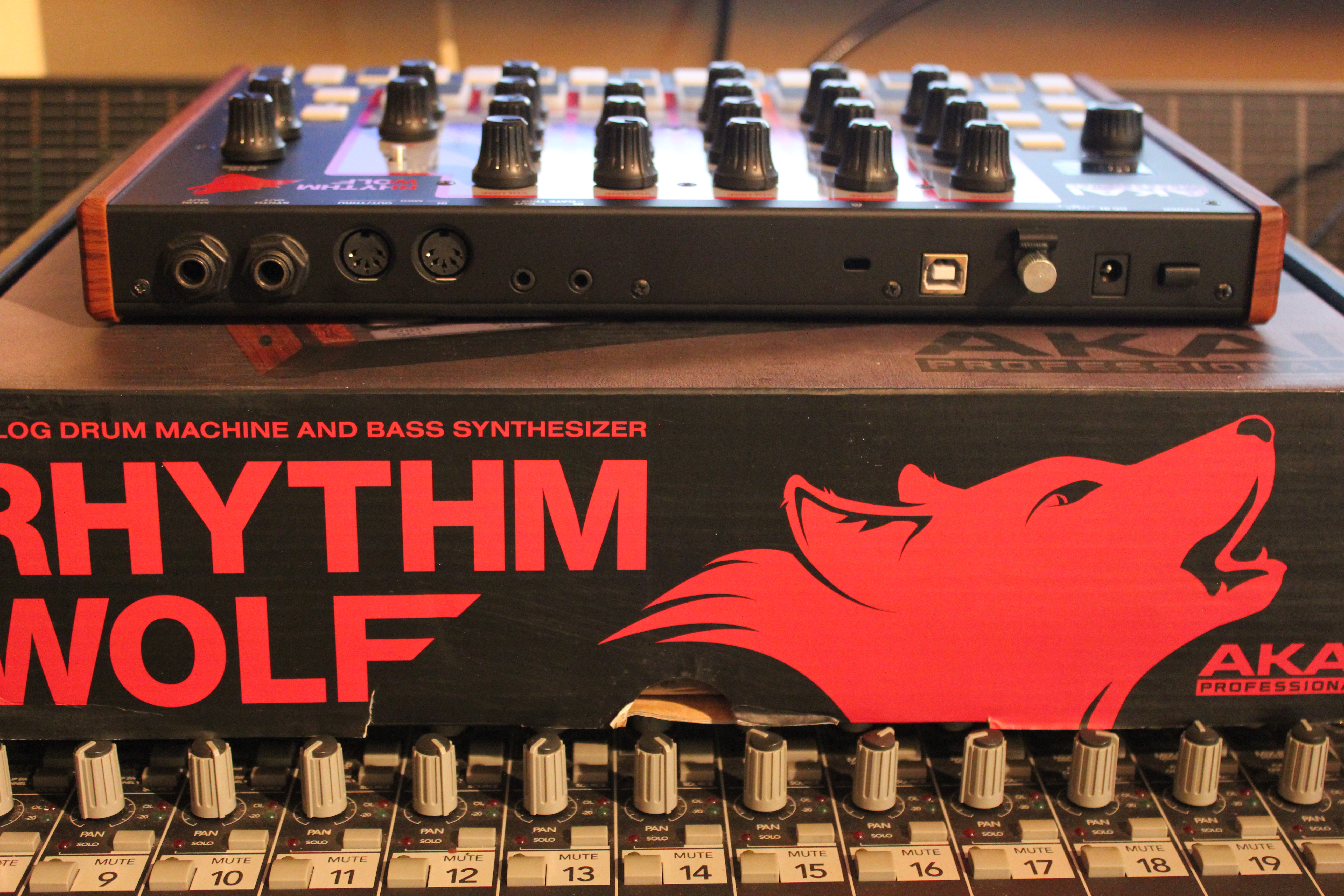 Akai Rhythm Wolf