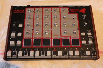 Akai Rhythm Wolf Akai Rhythm Wolf