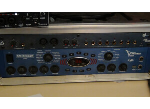 Behringer V-Amp Pro (2282)