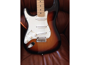 Fender Fender Stratocaster Américaine Standard Gaucher