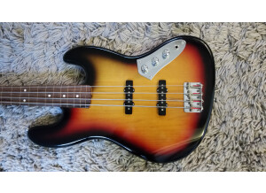 Fender Japan JB62-FL Jazz Bass 3TS