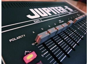 Roland Jupiter-6 (64887)