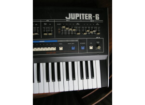 Roland Jupiter-6 (34380)