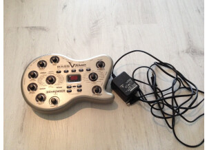 Behringer Bass V-amp (22183)
