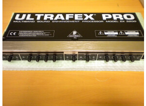 Behringer UltraFex Pro EX3200 (23015)