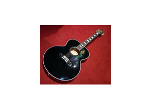 Gibson GUITARE ELECTROACOUSTIQUE J 200 Custom