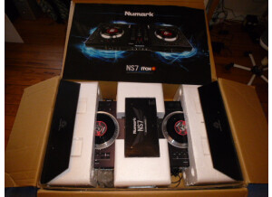 Numark NS7FX (14885)