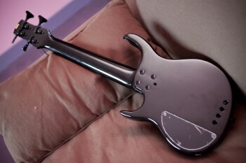 Kala Solid Body Ubass SUB4FS Kala Solid Body Ubass SUB4FS