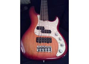 Fender American Deluxe Precision Bass V - 3-Color Sunburst Rosewood