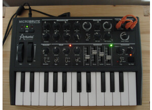 Arturia MicroBrute (68856)