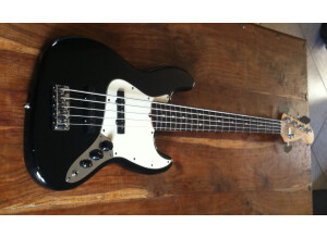 Fender American Standard Jazz Bass V - Black Maple