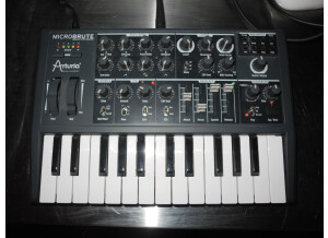 Arturia MicroBrute (72097)