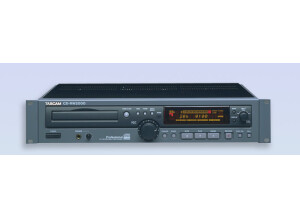 Tascam CD-RW2000 (69765)