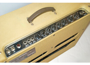 Fender Blues DeVille 212 (95958)