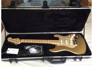 Fender FSR 2012 American Deluxe Stratocaster - Aztec Gold