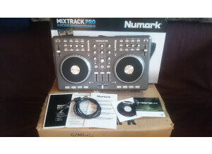 Numark Mixtrack Pro (68766)
