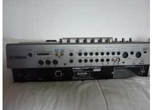 Yamaha AW2816 (4976)