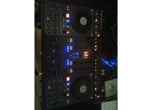 Native Instruments Traktor Kontrol S4 (4979)