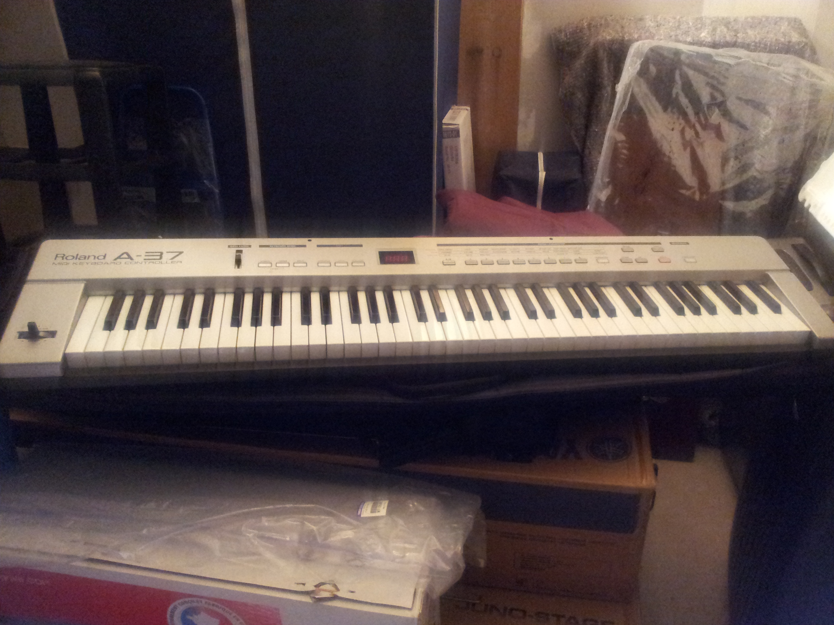 その他 Roland A-37